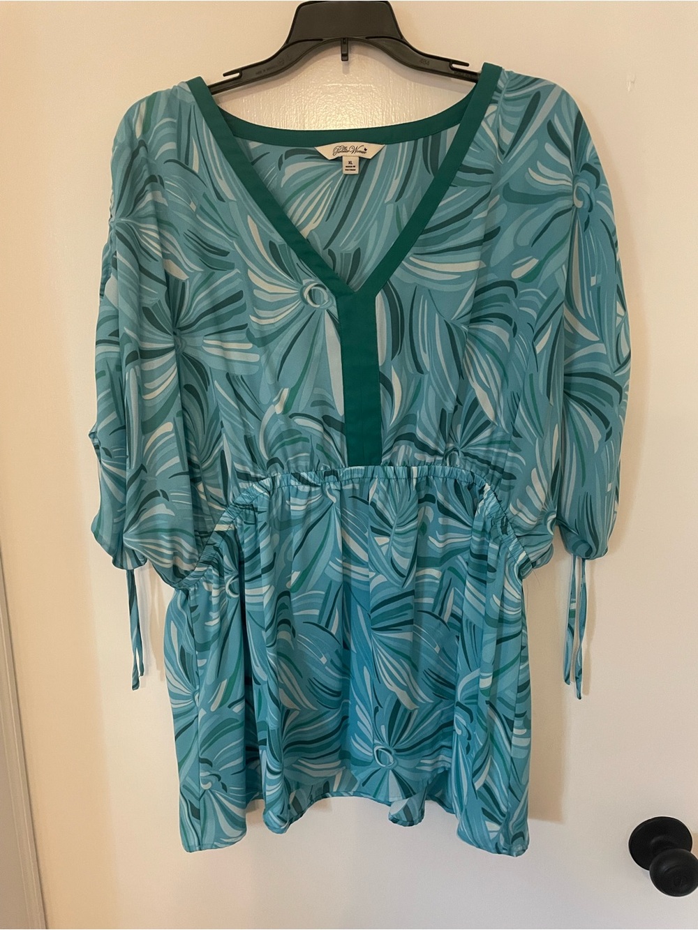 The Pioneer Woman Teal Aqua Palm-Print V-Neck Top XL